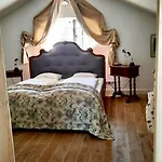 Апартаменты Ruhige In Seenaher Kuenstlervilla In Gstadt *