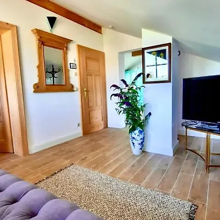 Ferienwohnung In Seenaher Künstlervilla In Gstadt Apartment Gstadt am Chiemsee