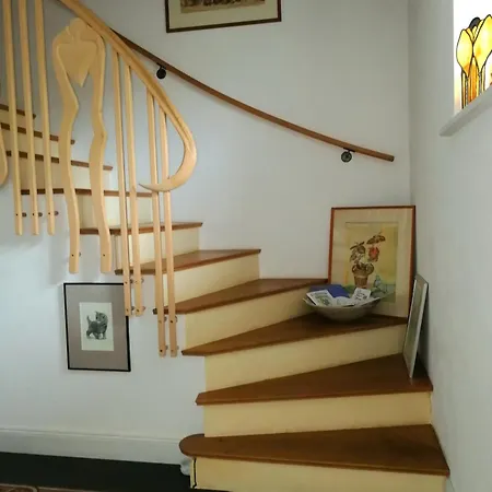 In Seenaher Kuenstlervilla In Gstadt Гштадт-ам-Кимзее